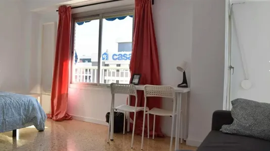 Rooms in Valencia Algirós - photo 4