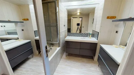 Rooms in Grenoble - photo 4