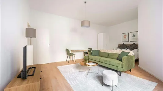 Apartments in Berlin Mitte - photo 3