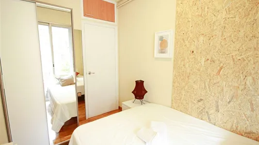 Rooms in Barcelona Eixample - photo 6