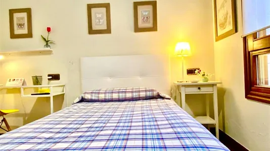 Rooms in Bilbao - photo 10