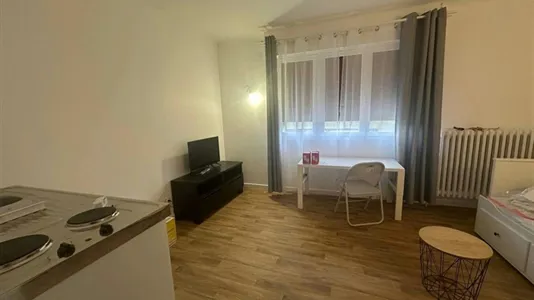 Apartments in Torcy - photo 2