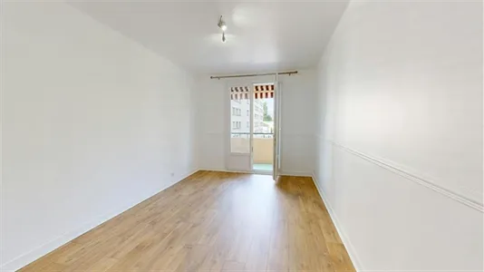 Apartments in Lyon - photo 8