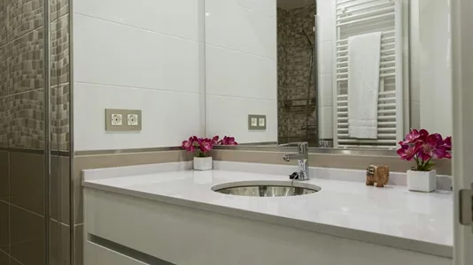 Apartments in Madrid Salamanca - photo 6