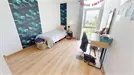 Room for rent, Lyon, Auvergne-Rhône-Alpes, &lt;span class=&quot;blurred street&quot; onclick=&quot;ProcessAdRequest(12911320)&quot;&gt;&lt;span class=&quot;hint&quot;&gt;See streetname&lt;/span&gt;[xxxxxxxxxxxxx]&lt;/span&gt;