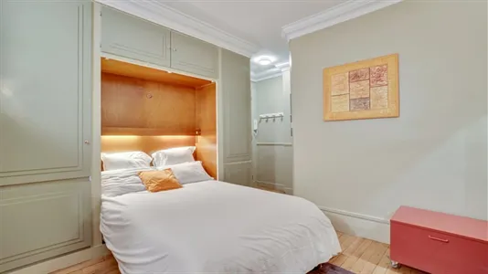 Apartments in Paris 17ème arrondissement - photo 8