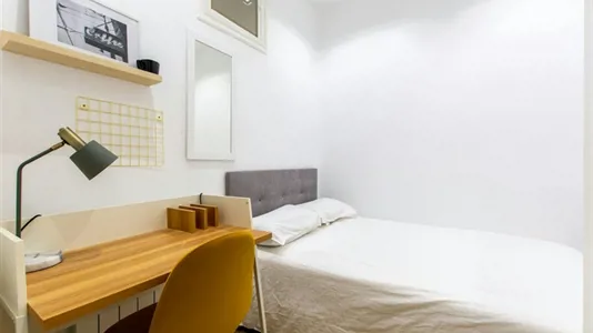 Rooms in Madrid Centro - photo 1