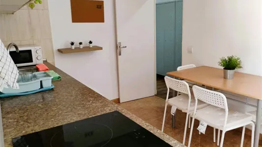 Rooms in Alcalá de Henares - photo 8