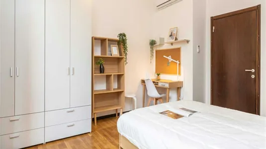 Rooms in Milano Zona 5 - Vigentino, Chiaravalle, Gratosoglio - photo 2