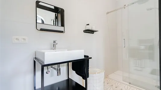 Rooms in Charleroi - photo 8