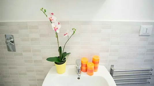 Rooms in Milano Zona 2 - Stazione Centrale, Gorla, Turro, Greco, Crescenzago - photo 10