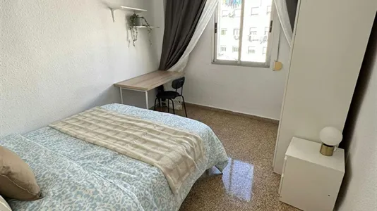 Rooms in Alaquàs - photo 3