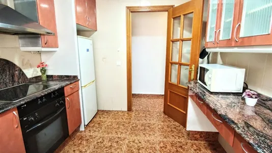 Rooms in Burjassot - photo 8