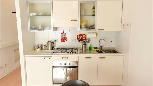 Houses in Bologna - photo 6