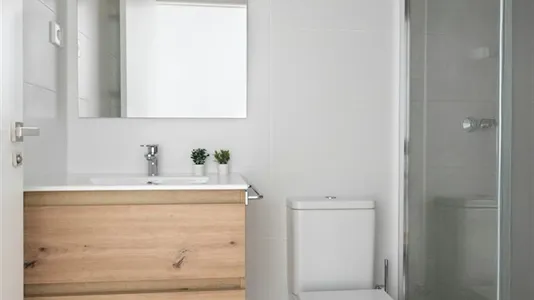 Rooms in Madrid Chamberí - photo 8