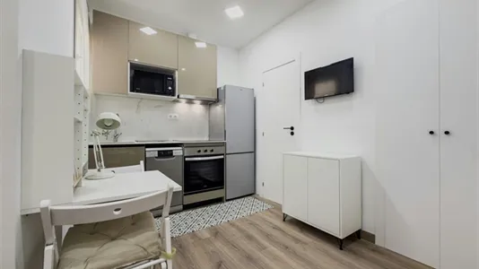 Apartments in Barcelona Ciutat Vella - photo 8