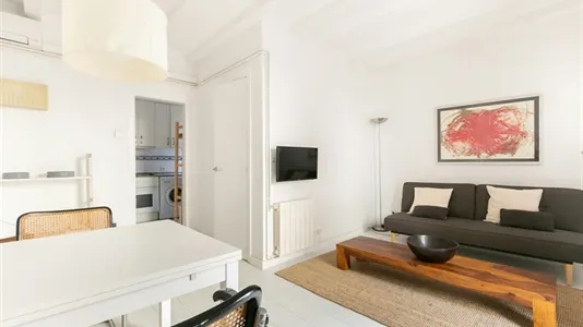 Apartments in Barcelona Ciutat Vella - photo 6