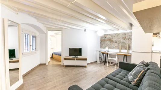 Apartments in Barcelona Ciutat Vella - photo 6