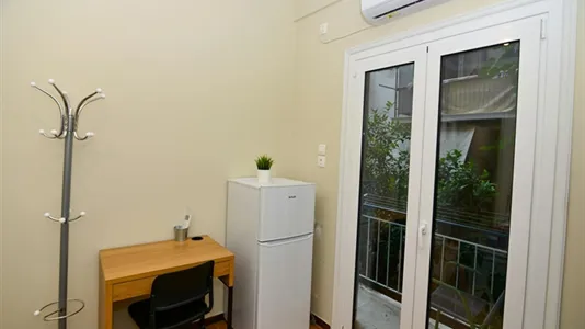 Rooms in Galatsi - photo 6