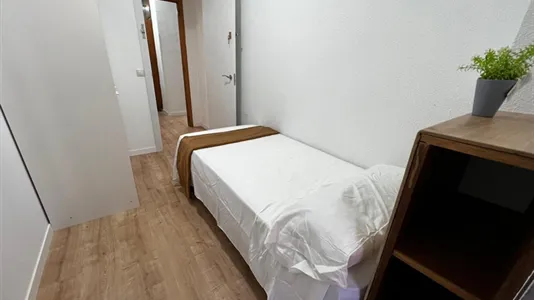 Rooms in Madrid Retiro - photo 8