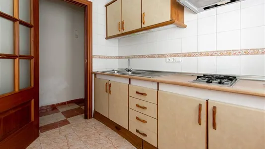 Rooms in Granada - photo 9