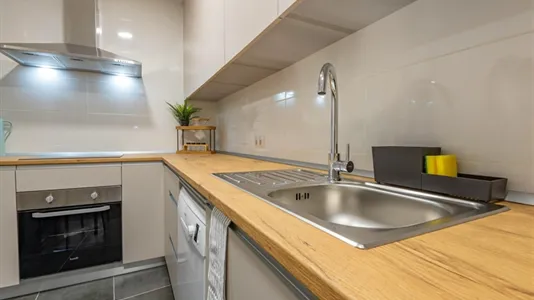 Rooms in Madrid Chamberí - photo 8