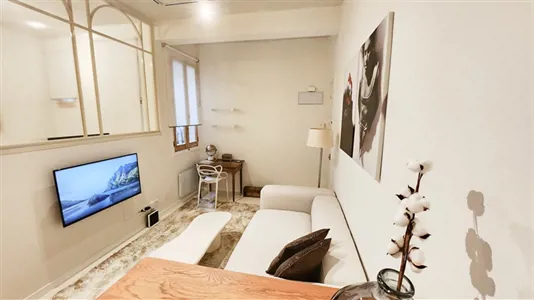 Apartments in Madrid Centro - photo 2