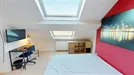 Room for rent, Lille, Hauts-de-France, &lt;span class=&quot;blurred street&quot; onclick=&quot;ProcessAdRequest(12574792)&quot;&gt;&lt;span class=&quot;hint&quot;&gt;See streetname&lt;/span&gt;[xxxxxxxxxxxxx]&lt;/span&gt;
