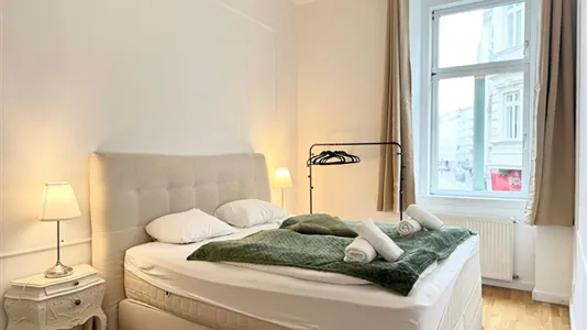 Apartments in Wien Mariahilf - photo 2