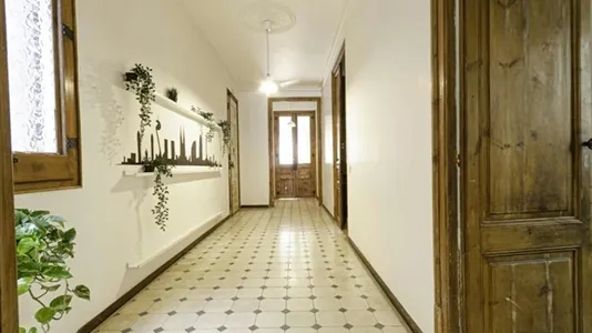 Rooms in Barcelona Eixample - photo 6