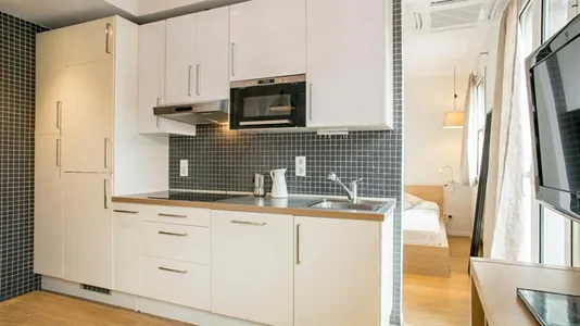 Apartments in Barcelona Ciutat Vella - photo 10