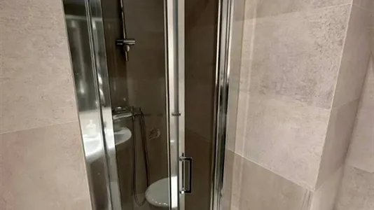 Rooms in Madrid Retiro - photo 5