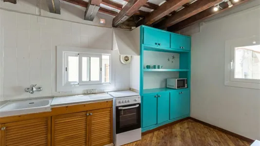Apartments in Barcelona Ciutat Vella - photo 8