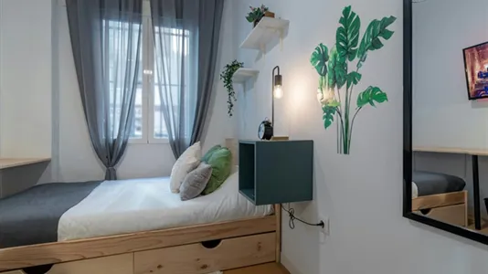 Rooms in Madrid Chamberí - photo 4