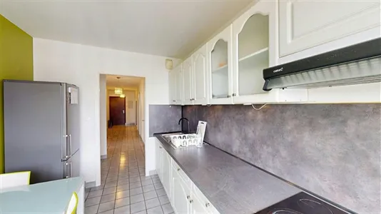 Rooms in Saint-Julien-en-Genevois - photo 6