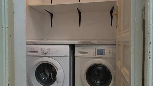 Rooms in Madrid Chamberí - photo 6