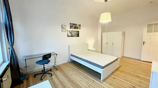 Apartments in Berlin Charlottenburg-Wilmersdorf - photo 4