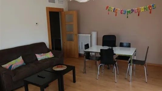 Rooms in Zaragoza - photo 8