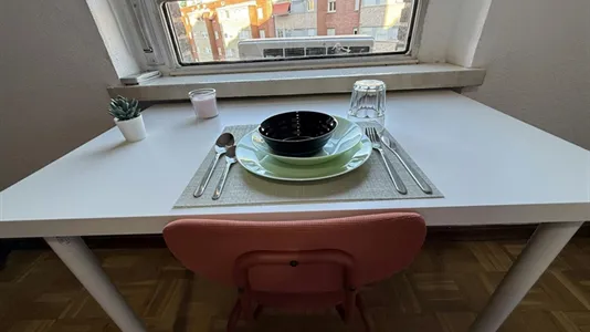 Rooms in Madrid Retiro - photo 6