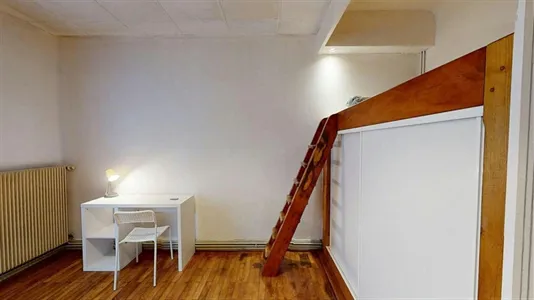 Apartments in Grenoble - photo 8