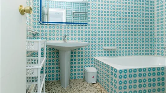 Rooms in Granada - photo 4