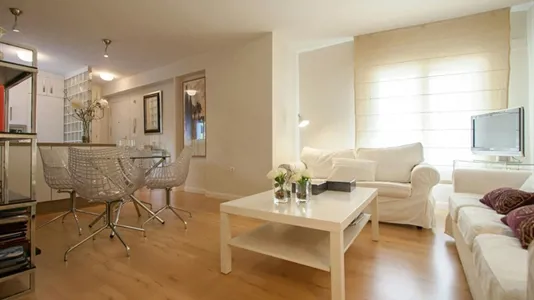 Apartments in Sevilla Casco Antiguo - photo 2