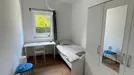 Room for rent, Besnica, Osrednjeslovenska, &lt;span class=&quot;blurred street&quot; onclick=&quot;ProcessAdRequest(7755638)&quot;&gt;&lt;span class=&quot;hint&quot;&gt;See streetname&lt;/span&gt;[xxxxxxxxxxxxx]&lt;/span&gt;
