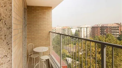 Room for rent in Milano Zona 6 - Barona, Lorenteggio, Milan