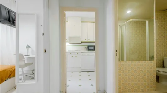 Rooms in Madrid Chamartín - photo 7