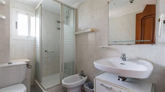 Rooms in Valencia L'Eixample - photo 8