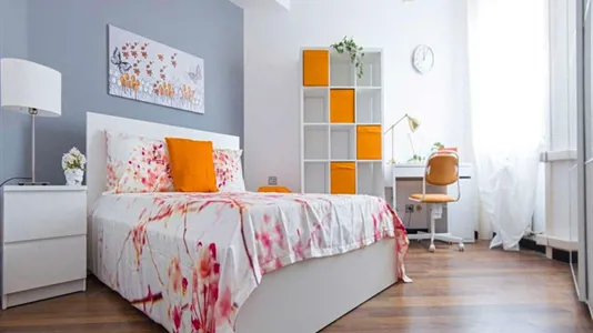 Rooms in Milano Zona 5 - Vigentino, Chiaravalle, Gratosoglio - photo 2