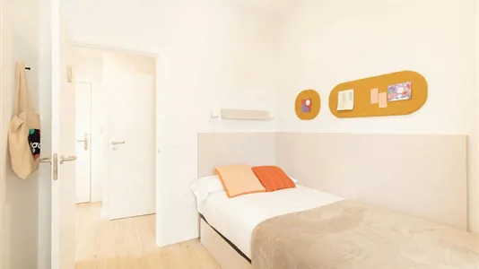 Rooms in Sevilla Triana - photo 3