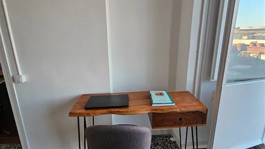 Rooms in Barcelona Eixample - photo 9