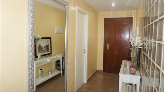 Rooms in Málaga - photo 9